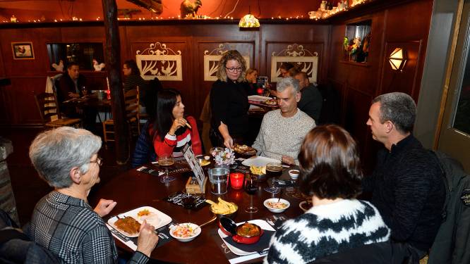 ‘Chickies’ in overvloed bij Juffrouw Tok, maar het bijgerecht is als een kip zonder kop