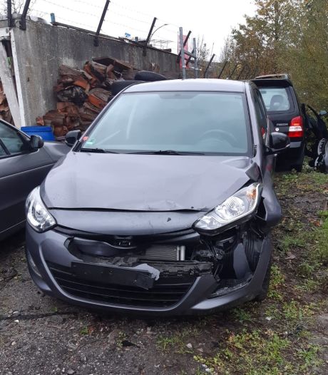 Duits autowrak wordt vaak opgelapt en hier verkocht als ‘keurige occasion’