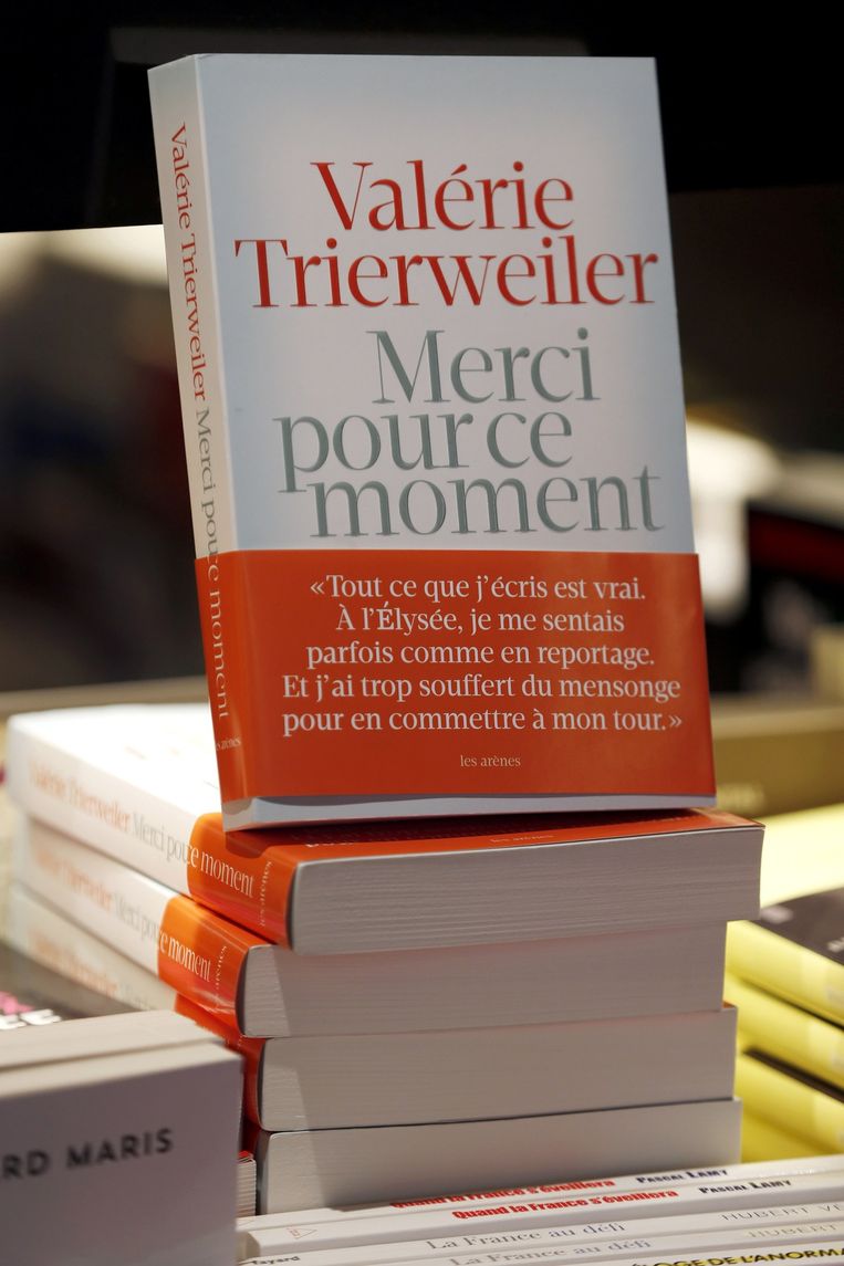 'Merci pour ce moment', het nu al veelbesproken boek van Valérie Trierweiler. Beeld REUTERS