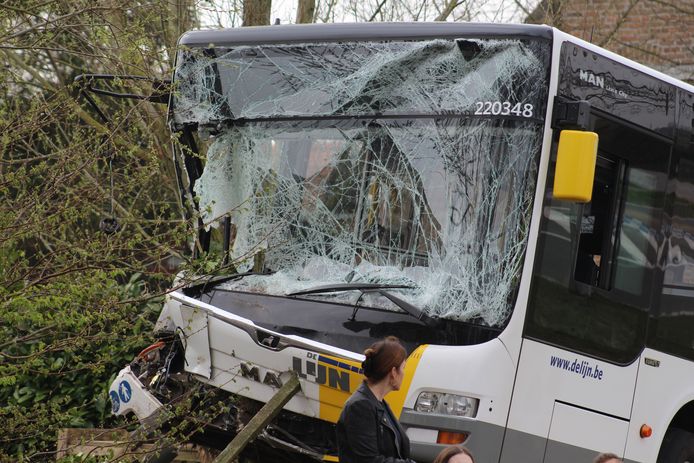 Ongeval bus De Lijn Sijsele