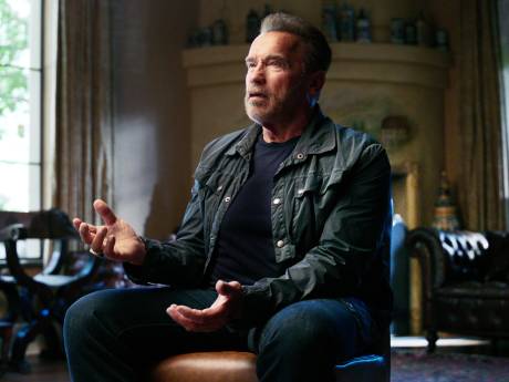 In de docureeks Arnold wordt duidelijk dat Schwarzenegger zijn eigen leven regisseert
