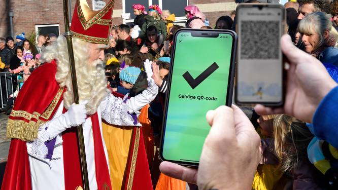 Sinterklaas in Amersfoort zien? Dan wel eerst een QR-code én een reservering: ‘Geen enkele stad doet het zo’