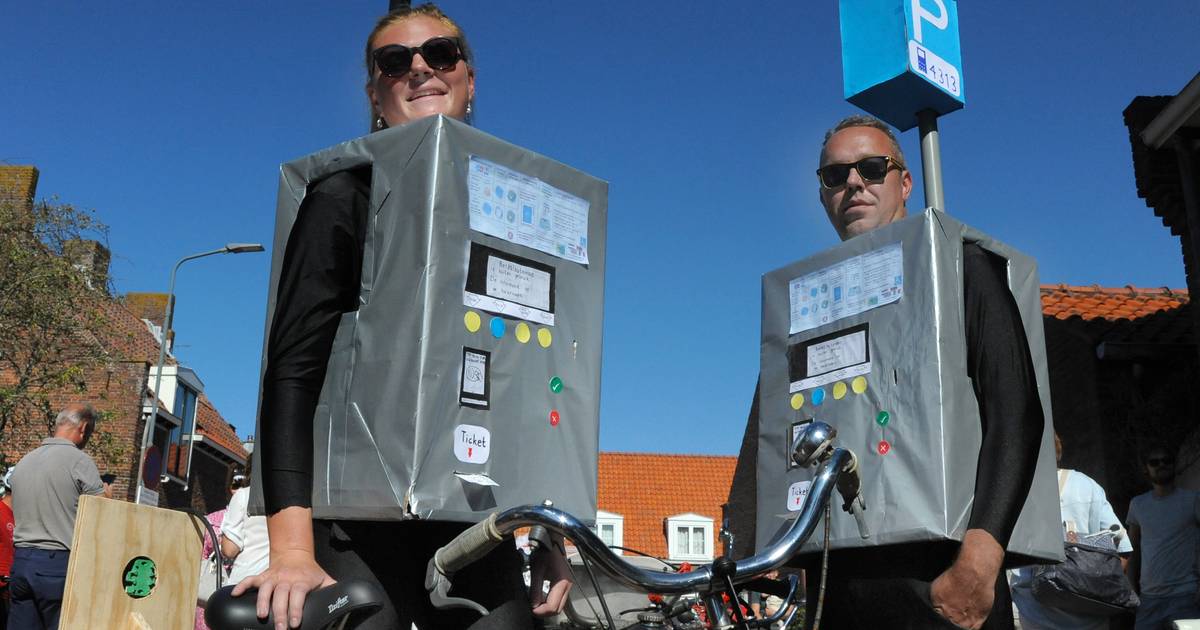 Solexrace Biggekerke: Verkleed rondtuffen als prettig gestoorde verslaving