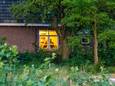 Politie zoekt ook op een adres in Ermelo naar verdachte man.