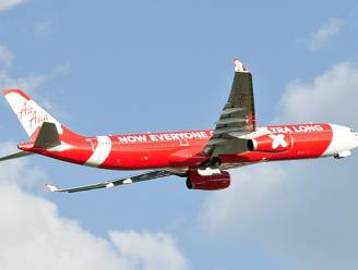 Opnieuw vlucht van AirAsia in de problemen: noodlanding nadat vogel in de motor vliegt