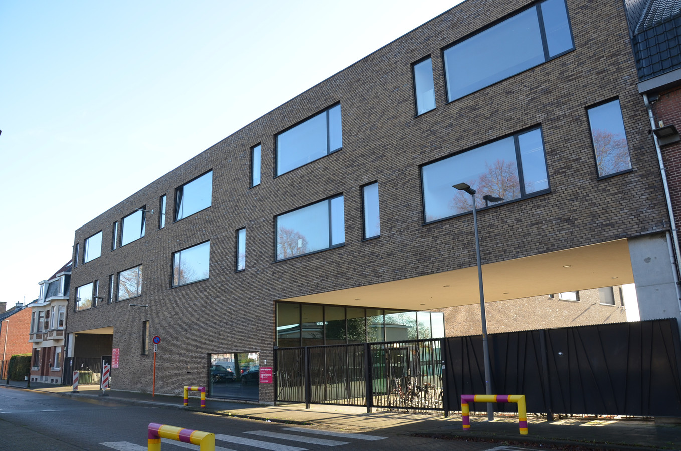 leerlingen-atheneum-in-shock-over-wantoestanden-in-middenschool-op