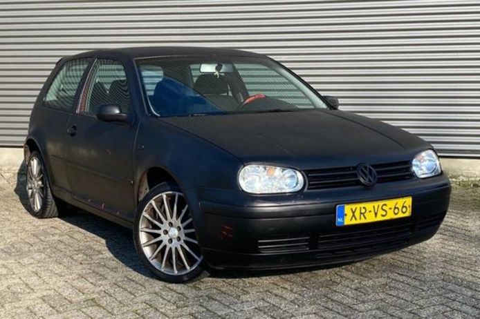 Tochi boom regionaal Ringlet Een auto voor 500 euro? Dan koop je dit | Auto | AD.nl