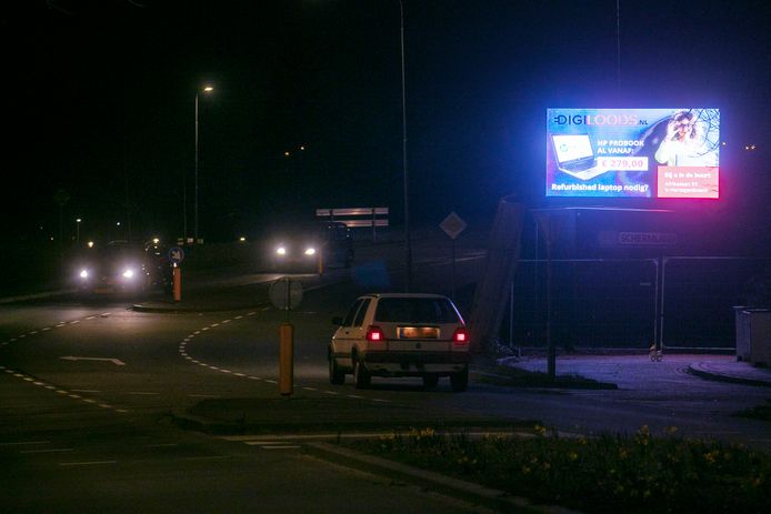 Lichtreclame in Rosmalen.