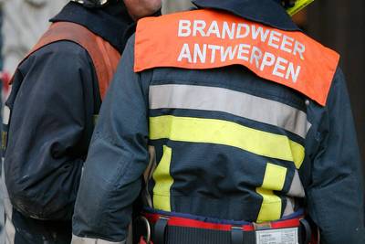 400 employés de bpost évacués au port d’Anvers en raison d’un incendie