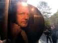 WikiLeaks-oprichter Assange veroordeeld tot bijna een jaar cel