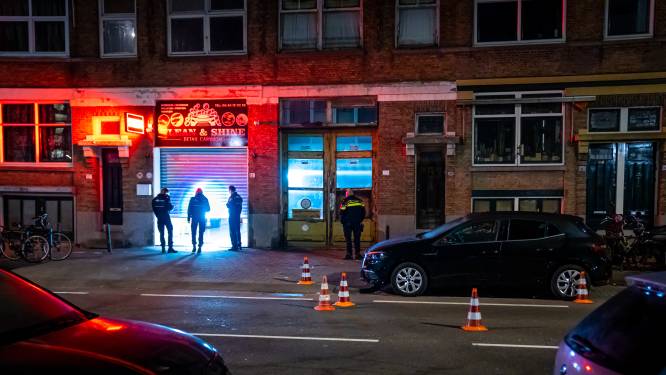 Autowasstraat in Rotterdam-West voor de tweede keer in twee maanden beschoten, geen gewonden