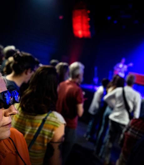 Effenaar en ASML slaan handen ineen: gratis concertkaartjes en nieuwe technologische snufjes