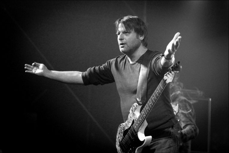 Luc De Vos op het podium van Pukkelpop in 2012 Beeld Photonews