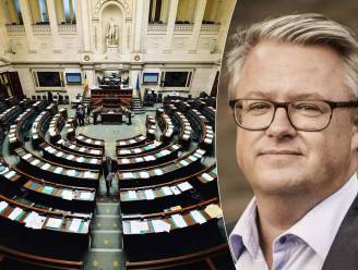 Opnieuw bedenkelijke verloning in de Kamer: 9 parlementsleden kregen extra afscheidsvergoeding van 26.600 euro bruto, Carl Devos reageert
