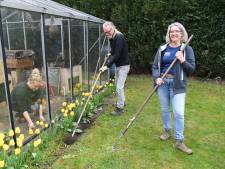 Groeituin Floralia laat gewassen én deelnemers groeien: ‘Ik heb het enorm naar mijn zin’