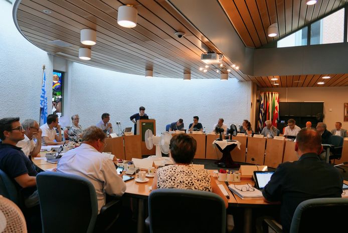 Archieffoto: de gemeenteraad van Haaren bijeen op donderdag 28 juni.