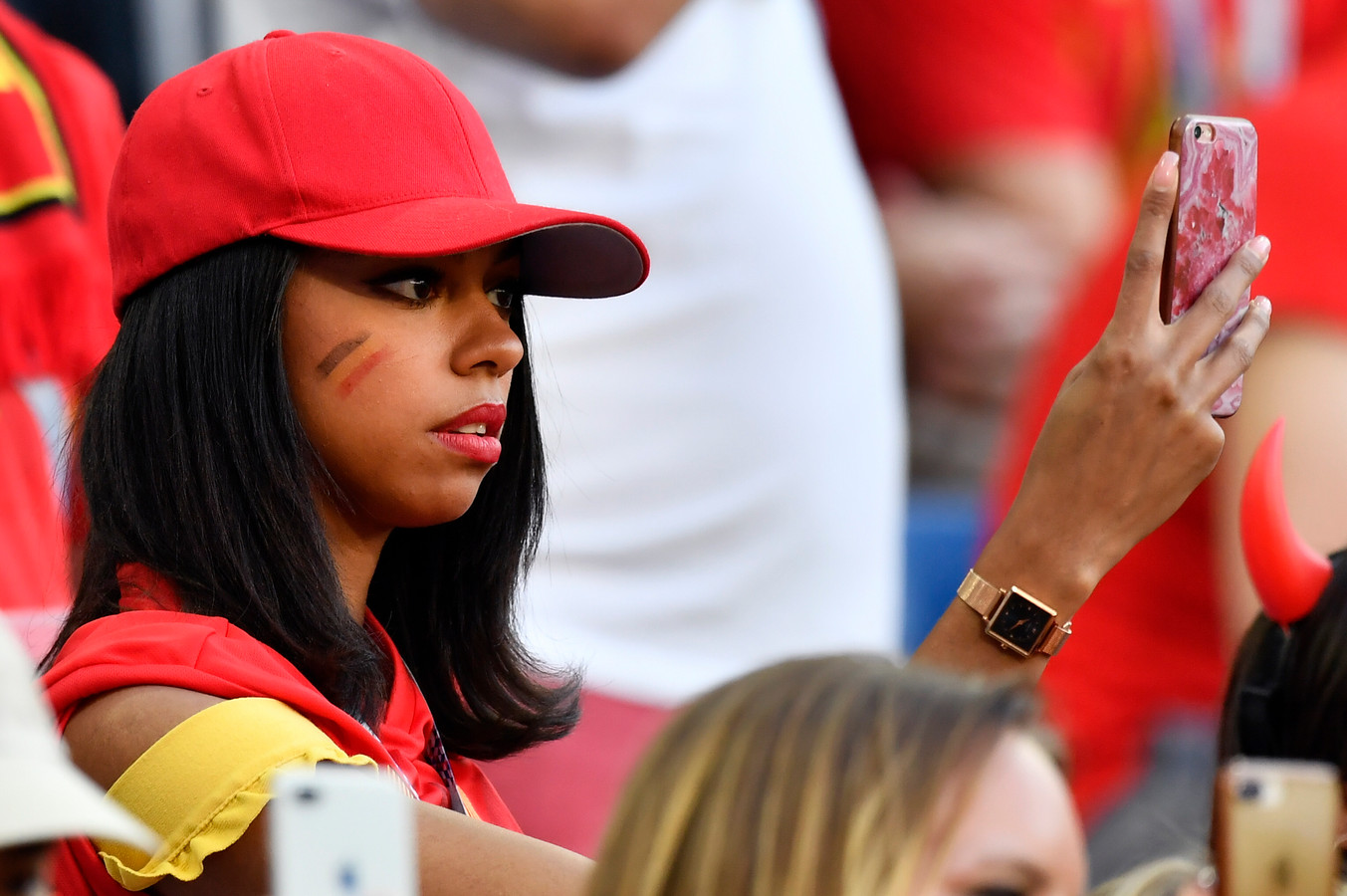 naast-opnieuw-de-vrouw-van-witsel-tekenen-ook-broer-en-schoonzus