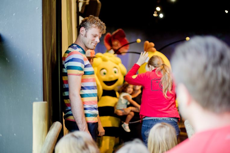 'Bij de show van Maya de Bij word ik benoemd tot Chef Rekwisieten. Als ik het verknal, zijn duizend kindjes ongelukkig'

 Beeld Humo / Anton Coene