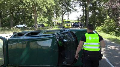 Gewonde bij botsing tussen bestelbus en personenauto in Terborg
