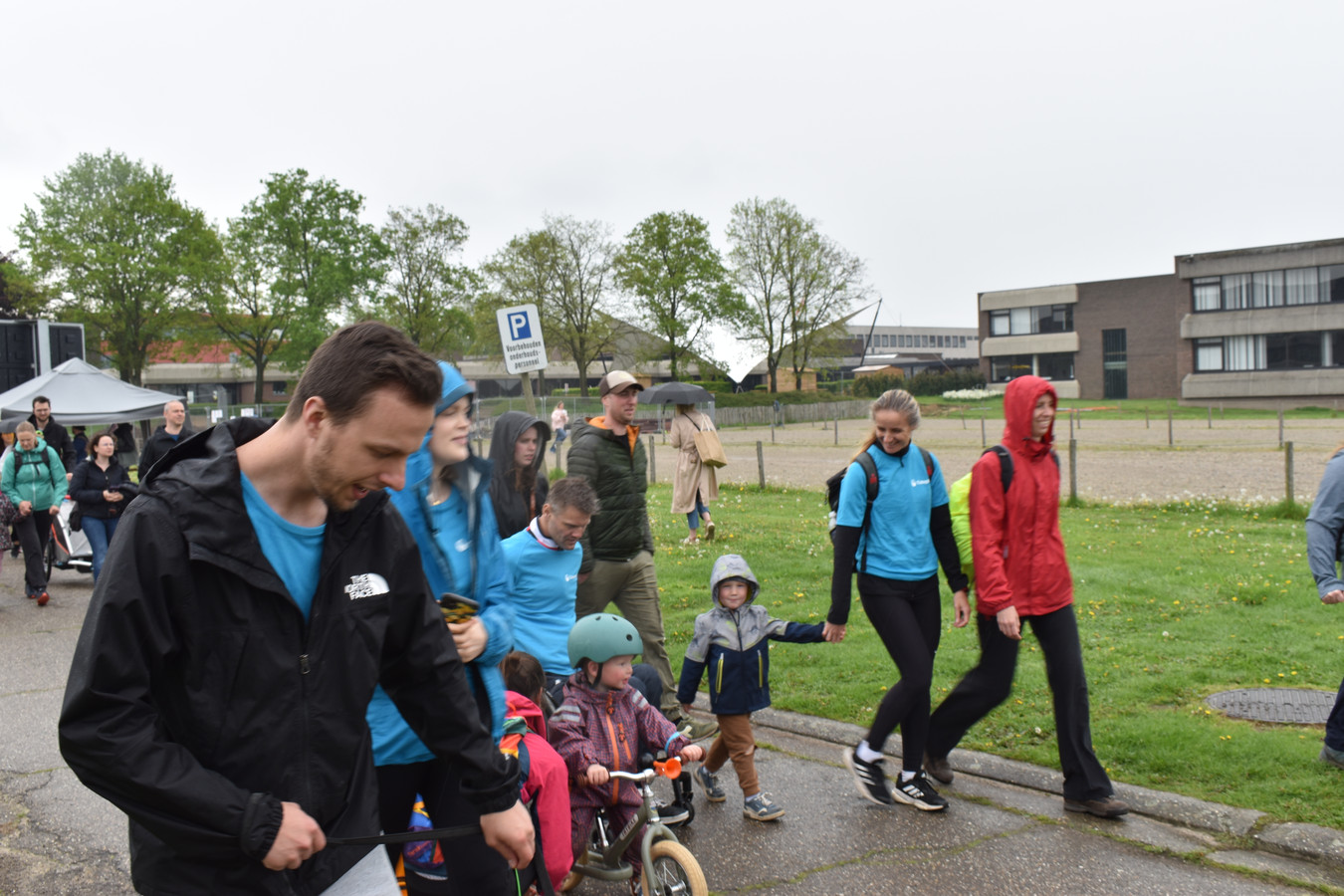 Lopen voor de mensen die het niet meer kunnen Wings for Life World Run brengt ruim 250 mensen