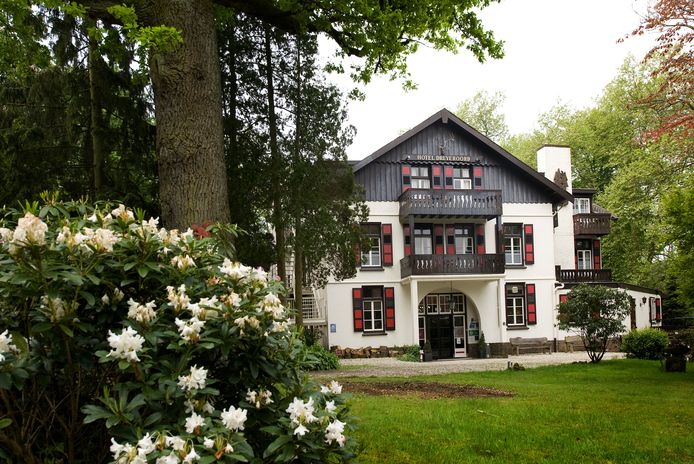 Hotel Dreijeroord werd vorig jaar gesloopt. Door het in kaart brengen van zogeheten martiale objecten, plekken en gebouwen die een belangrijke rol hebben gespeeld in de Slag om Arnhem in september 1944, moet voorkomen worden dat ook andere belangrijke gebouwen of plekken in soortgelijk lot treft.