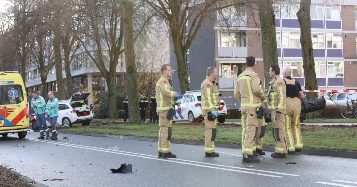 Motorrijder uit Eindhoven overleden na aanrijding met politieauto - Eindhovens Dagblad.