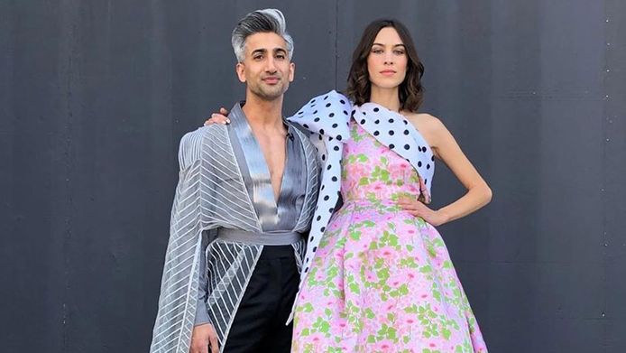 Tan France en Alexa Chung presenteren het nieuwe programma 'Next In Fashion'.