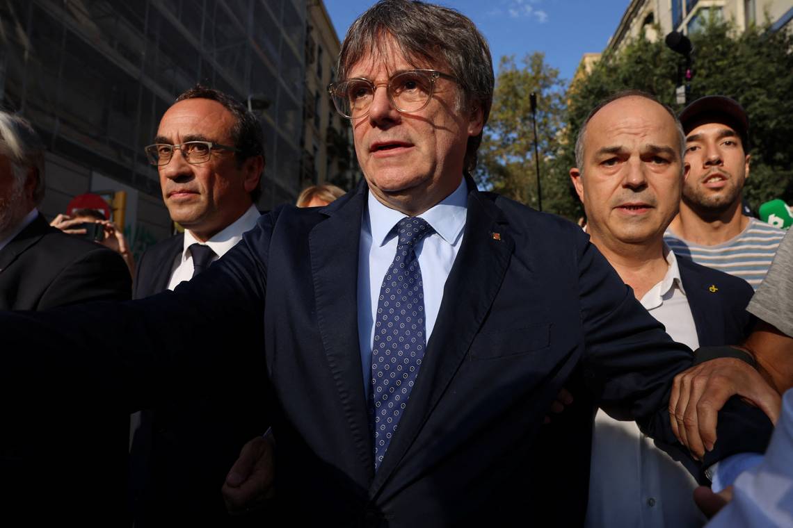 De grote verdwijntruc van Puigdemont in hartje Barcelona: ‘Maar zijn politieke koers is niet meer relevant’