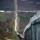 Vlijmscherp scheermesdraad moet in Bulgarije de vluchteling buiten Europa houden: ‘De EU kijkt de andere kant uit’