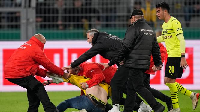 “Il faut trouver une solution”: le coach de Dortmund veut empêcher les fans d’envahir le terrain