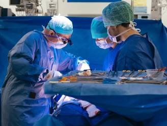 Belgische primeur: tweejarige peuter ondergaat gelijktijdige transplantatie van vier buikorganen