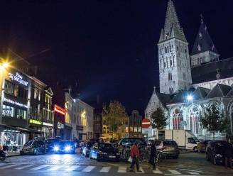 Gentse politie onderzocht melding van autobom aan Sint-Jacobs, maar uiteindelijk bleek het loos alarm te zijn