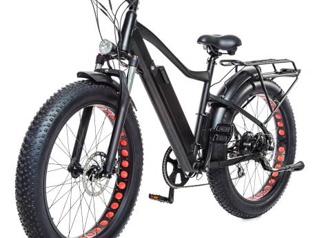 ‘Waarom schijnen koplampen van e-bikes en scooters omhoog?’