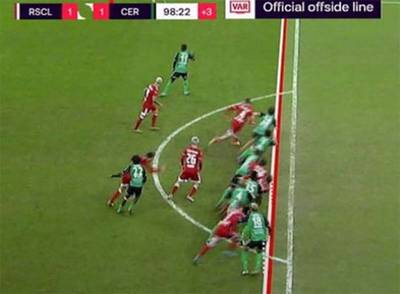 “On crée un hors-jeu”, “aucun argument”: le Standard en colère après le but refusé par le VAR