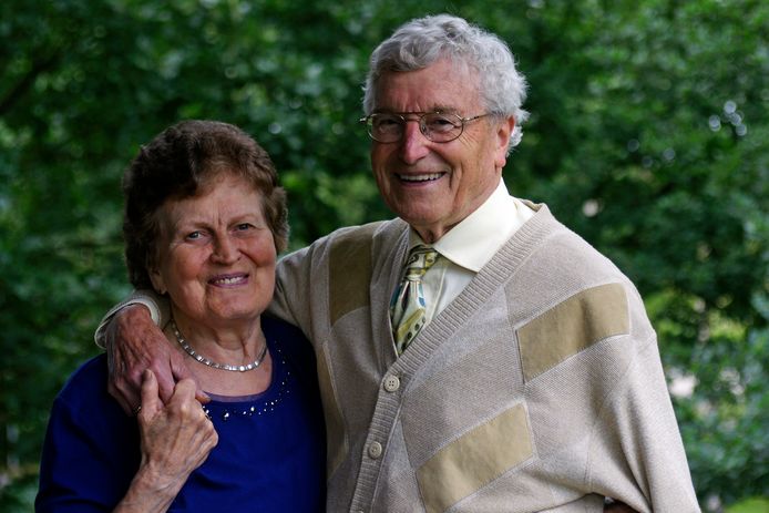 Sjan en Aad Groenewegen-Timmers uit Uden zijn zestig jaar getrouwd.