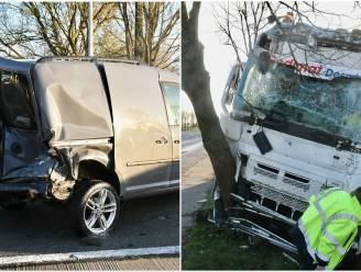 Nieuwsgierige automobilist remt plots voor vrachtwagen in de gracht: achterligger kan botsing niet vermijden