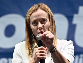 Anti-migratie, anti-abortus en pro-Poetin: wie is Giorgia Meloni, de eerste vrouw ooit die afstevent op het Italiaanse premierschap?