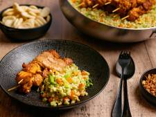 Wat Eten We Vandaag: Fried broccolirice met Thaise saté