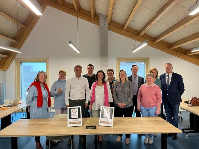 Zorgband krijgt de Woonzorgcentrum van het jaar Award