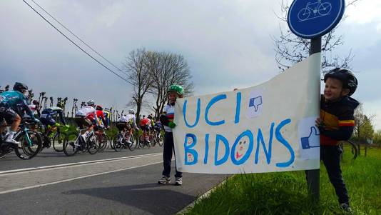 Ook de jeugd denkt het zijne van de UCI-regels.