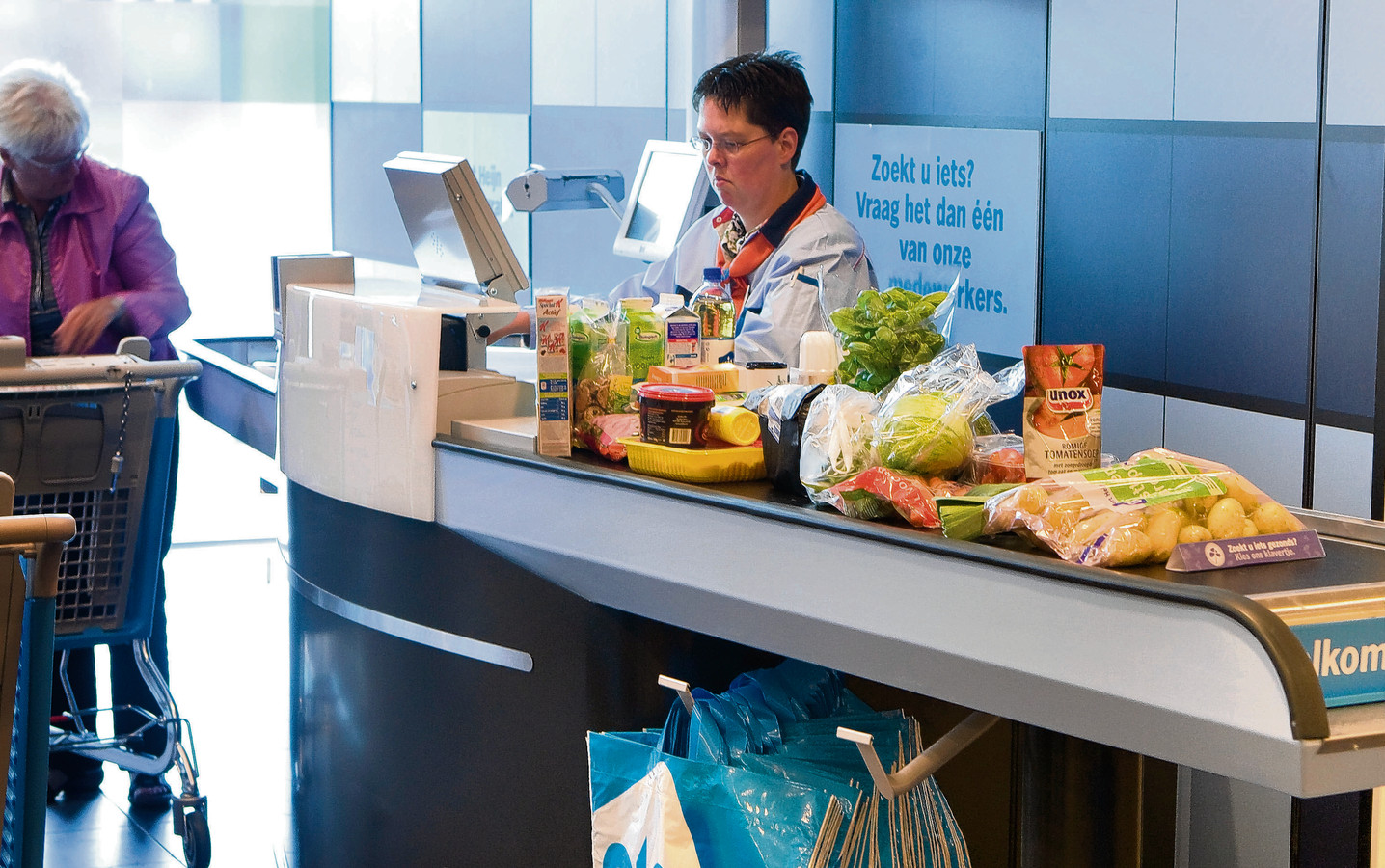 Eens een winkelmedewerker, altijd een winkelmedewerker! Foto AD.nl