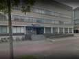 Politie belaagd: zwaar vuurwerk ontploft op binnenplaats van bureau in Helmond