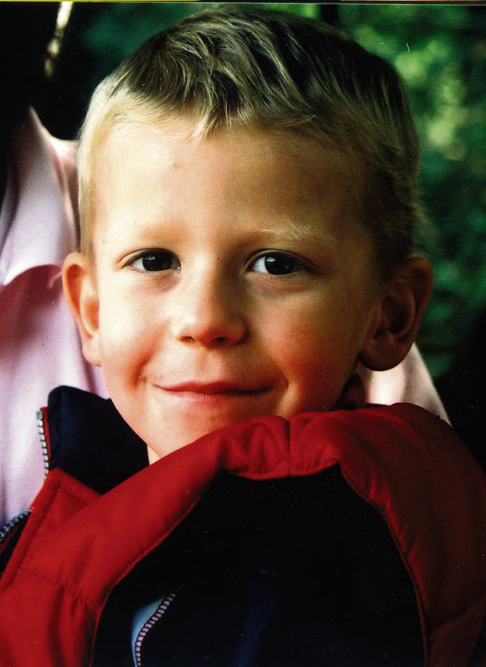 Joep was 4,5 toen hij in 2003 overleed aan neuroblastoom. Naar hem is Villa Joep genoemd, die geld inzamelt voor onderzoek.