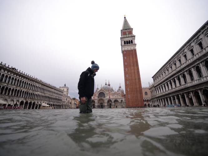 Venetië zet zich schrap voor de volgende golf