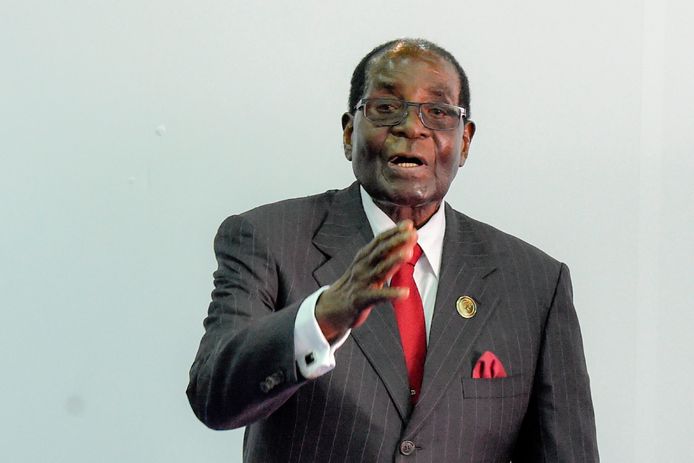 Robert Mugabe zal niets te kort komen tijdens zijn pensioen.