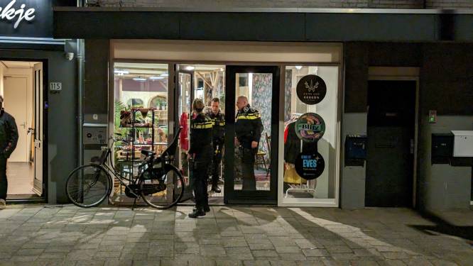 Gewapende overval op kapperszaak in Zwolle: man  bedreigt drie vrouwen met een mes
