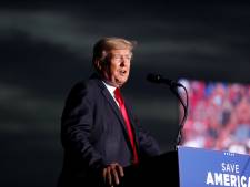 Trump houdt ondanks ramp in Miami toch rally in Florida