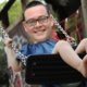 Pretstraat 16: Raoul Hedebouw lacht het hardst om dit fragment uit 'In de gloria'