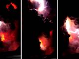 La foudre illumine l'éruption d'un stratovolcan indonésien