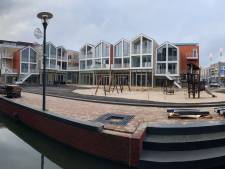 Moeten er nou wel of geen hekken komen langs het Veenendaalse stadsstrand? ‘Je moet op je kinderen letten’